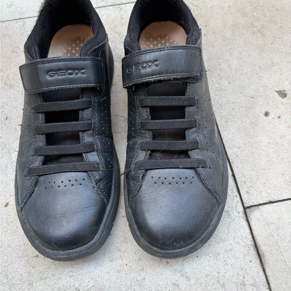 Geox Black Leather Hook-and-Loop Casual Sneakers